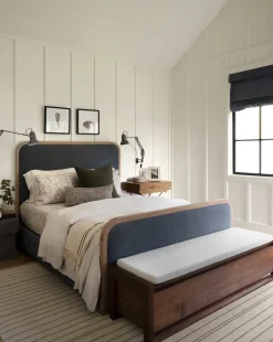 Ainsworth Bed|Community Discount