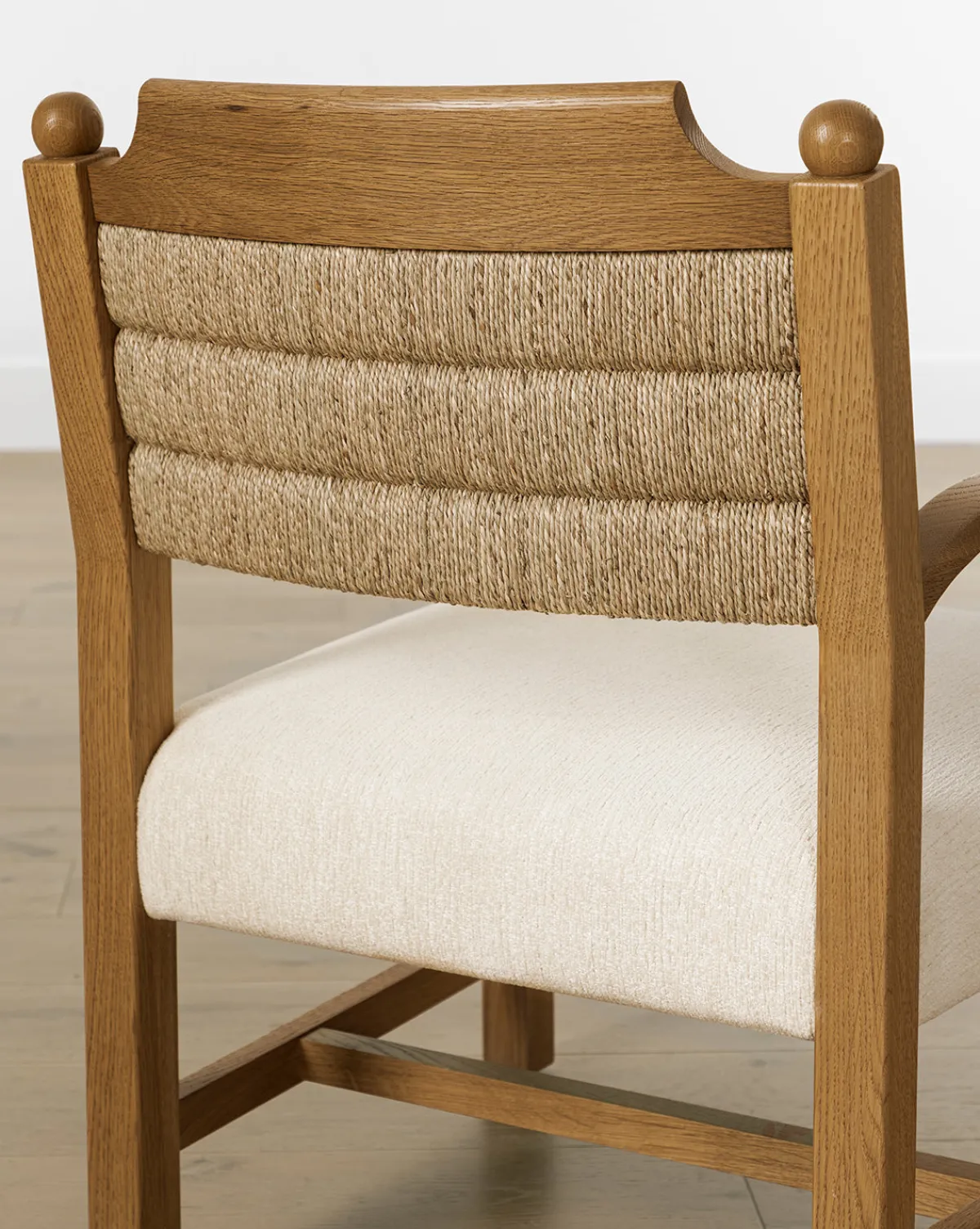 Alberta Lounge Chair|Makerspalm Discount