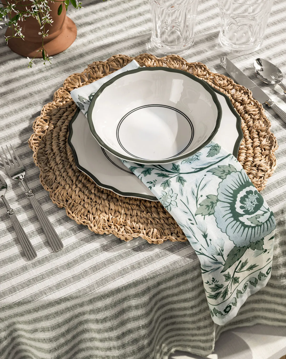 Alcott Melamine Dinner Plates (Set of 4)|TAR HONG DIRECT