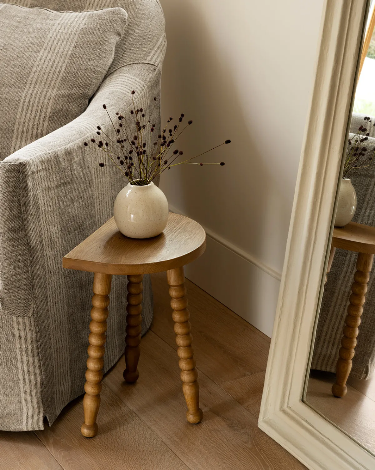 Alice Honey Wood Stool|Makerspalm Outlet