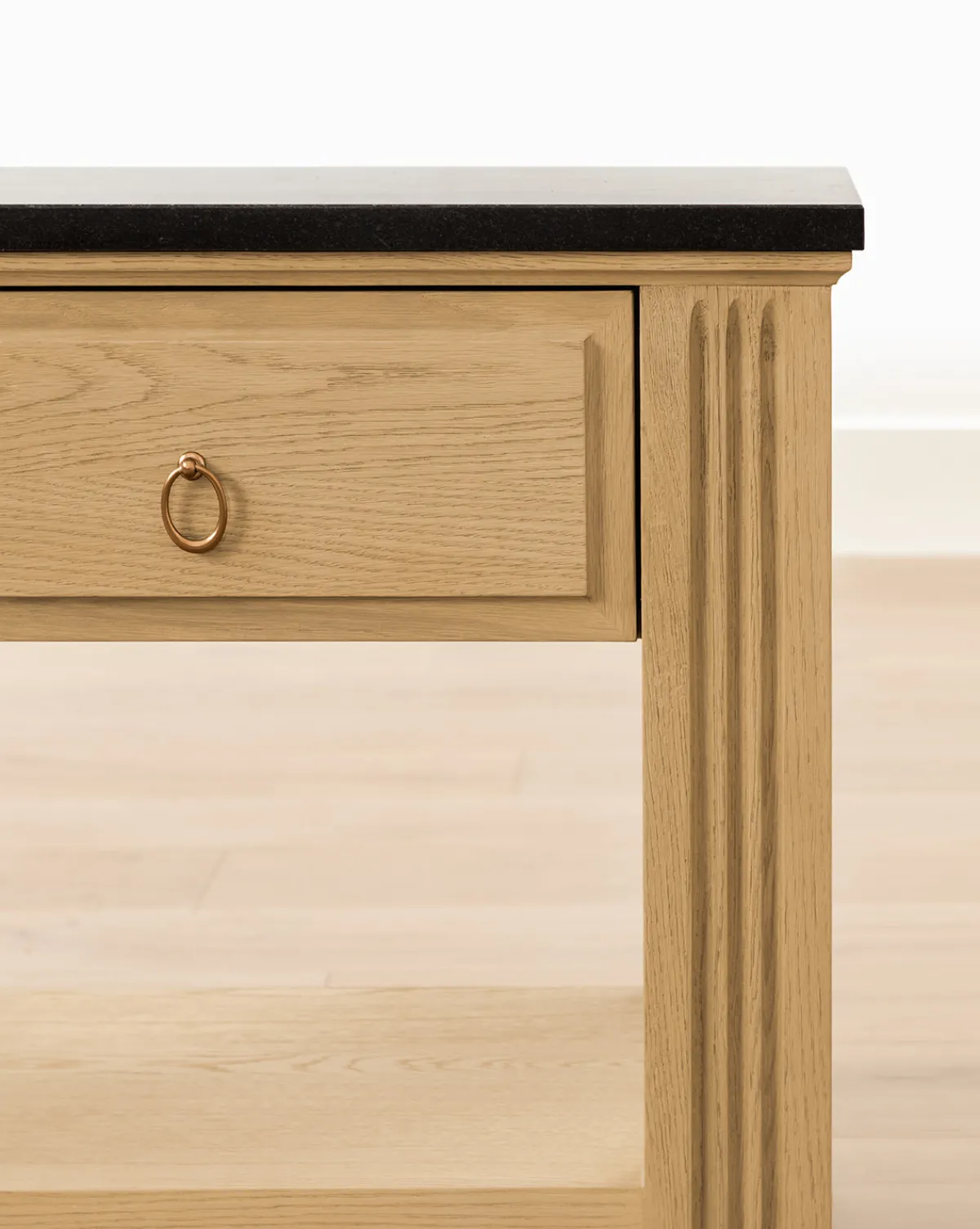 Ambrose Nightstand|YANG CHENG WOODEN INDUSTRIES INTERNATIONAL (VIETNAM) CO LTD