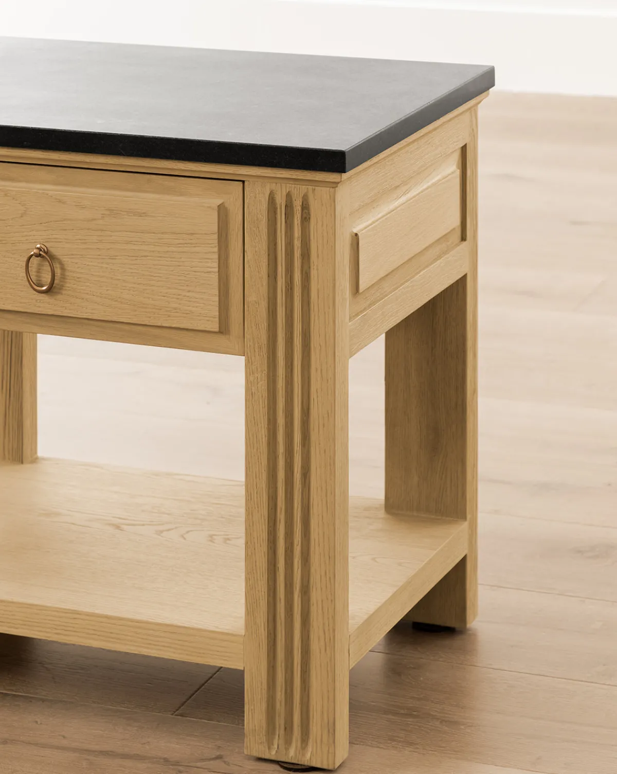 Ambrose Nightstand|YANG CHENG WOODEN INDUSTRIES INTERNATIONAL (VIETNAM) CO LTD