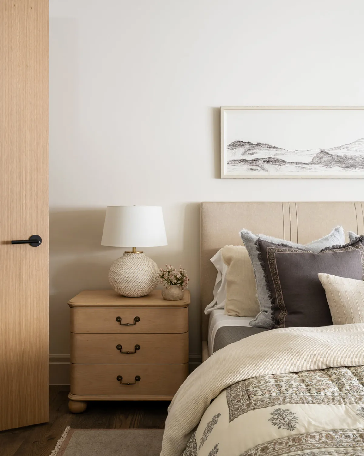 Avedon Table Lamp|Visual Comfort & Co. Signature