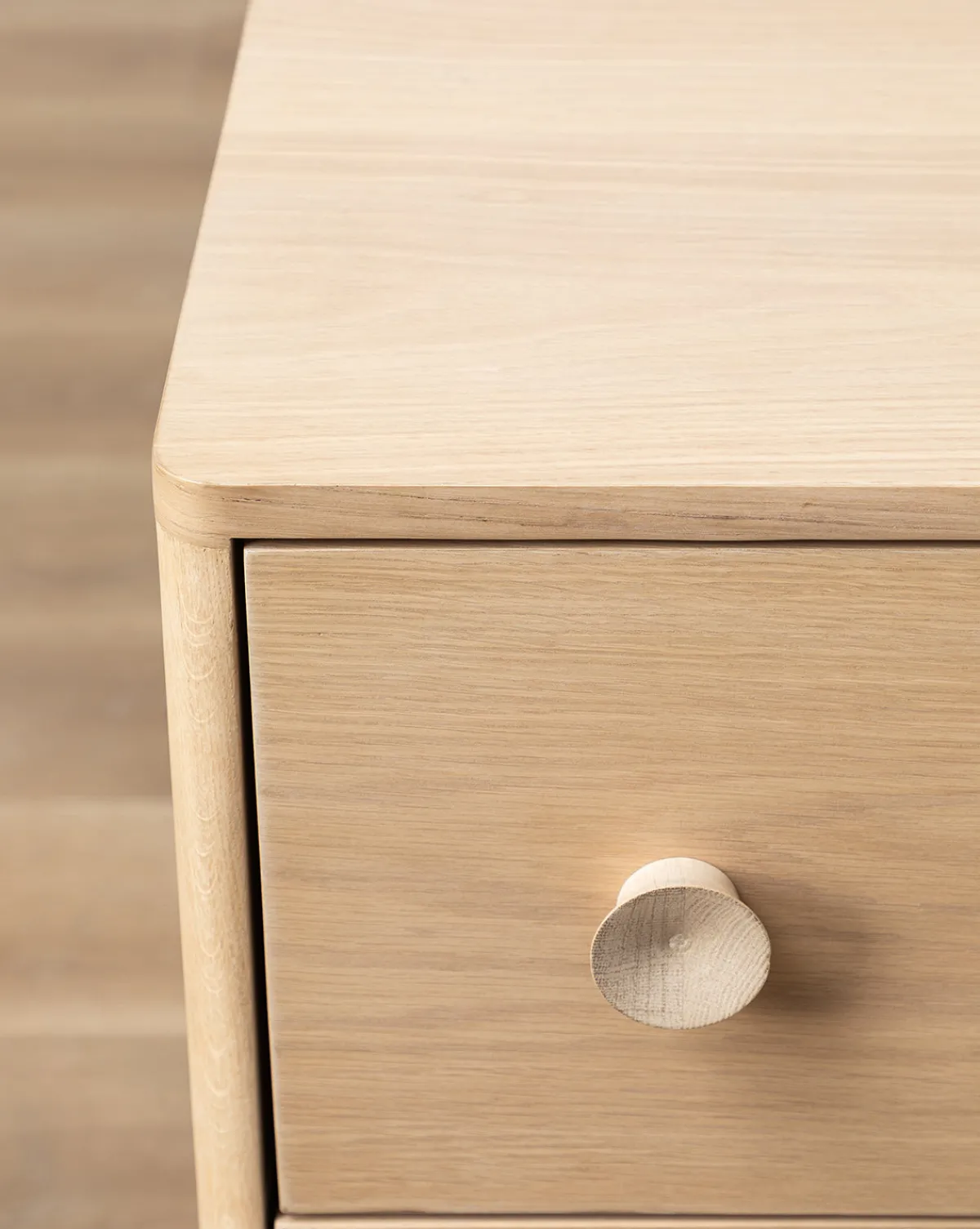 Baxter Dresser|Credence