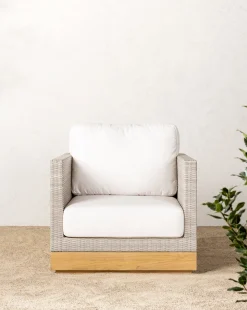 Berdine Wicker Outdoor Chair|Makerspalm