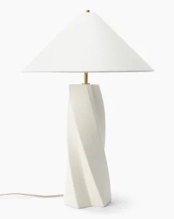 Bettencourt Table Lamp|Makerspalm Clearance