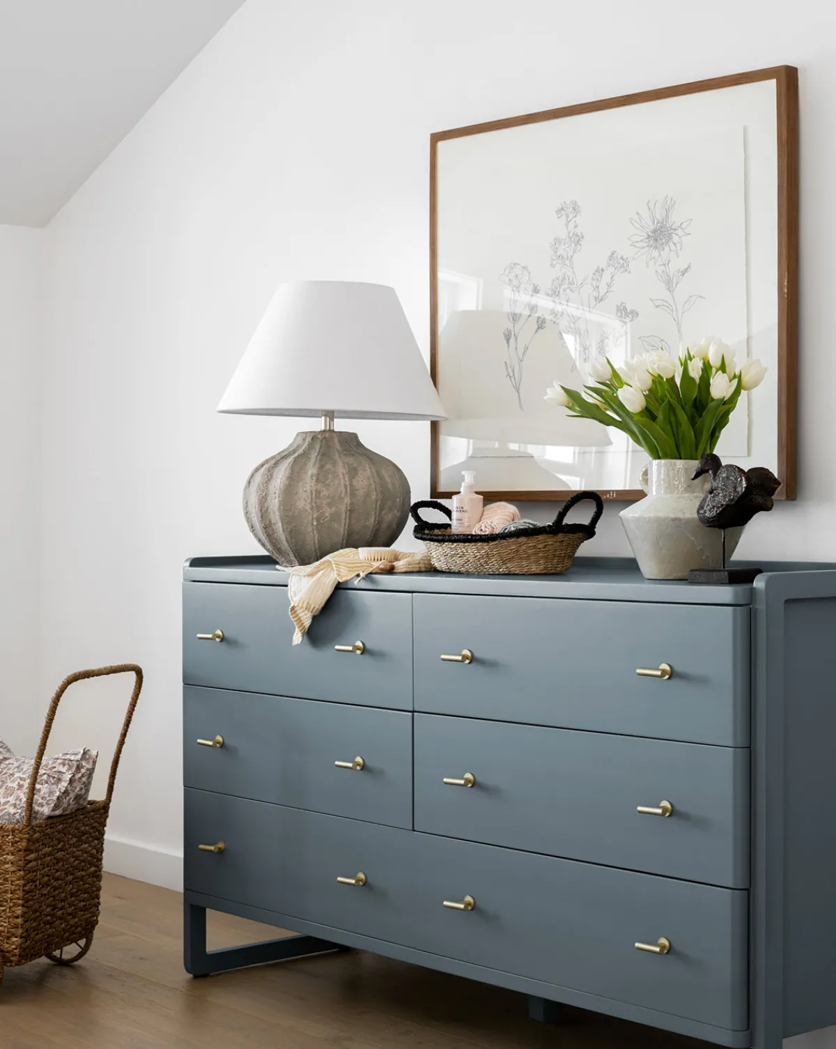 Butler Dresser|Makerspalm Hot