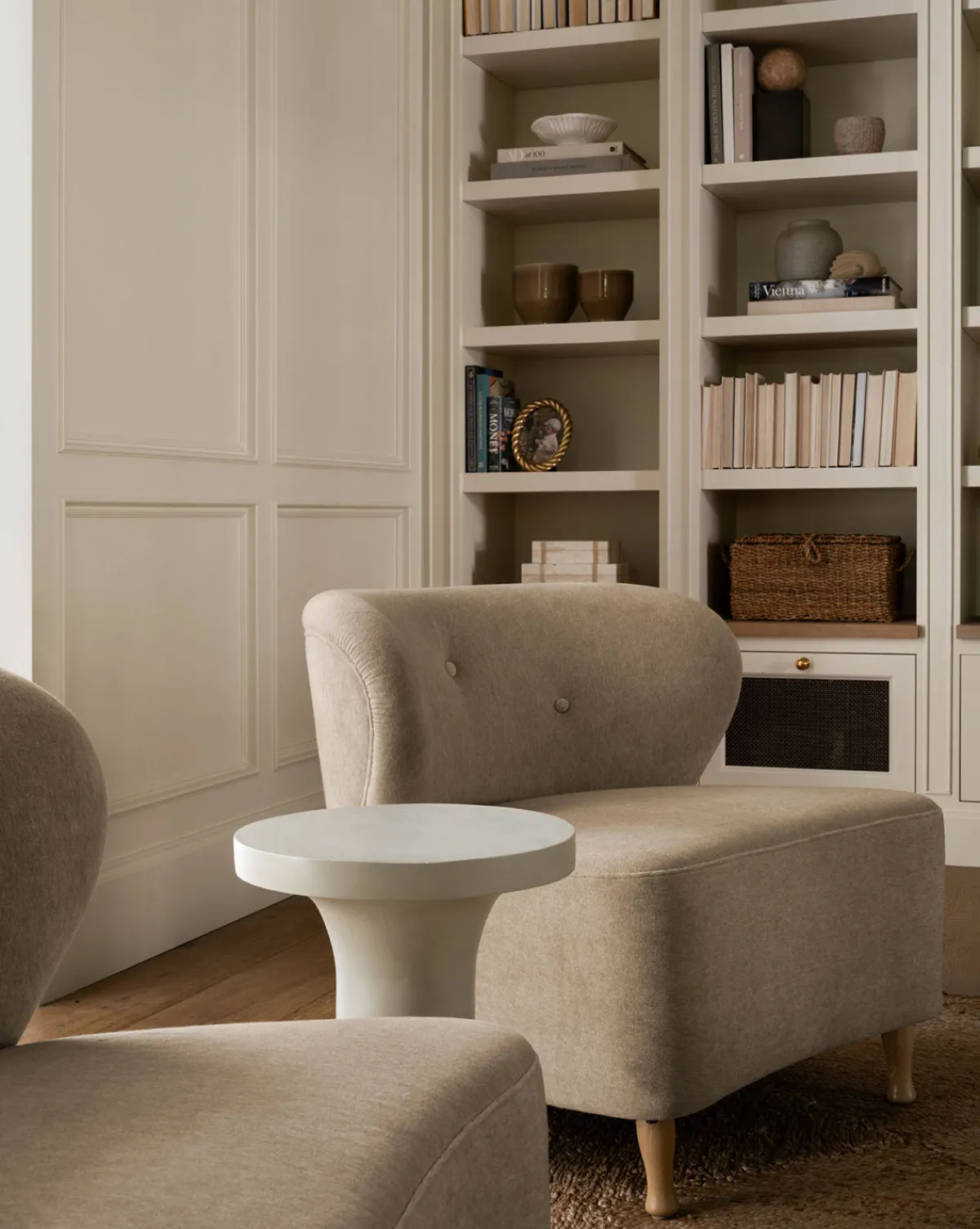 Carmella Slipper Chair (Ready to Ship)|Makerspalm New