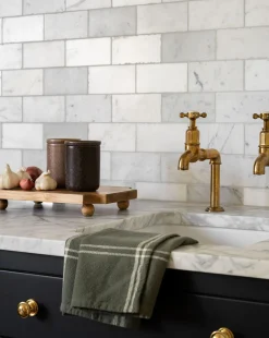 Cillian Pedestal Board|Credence