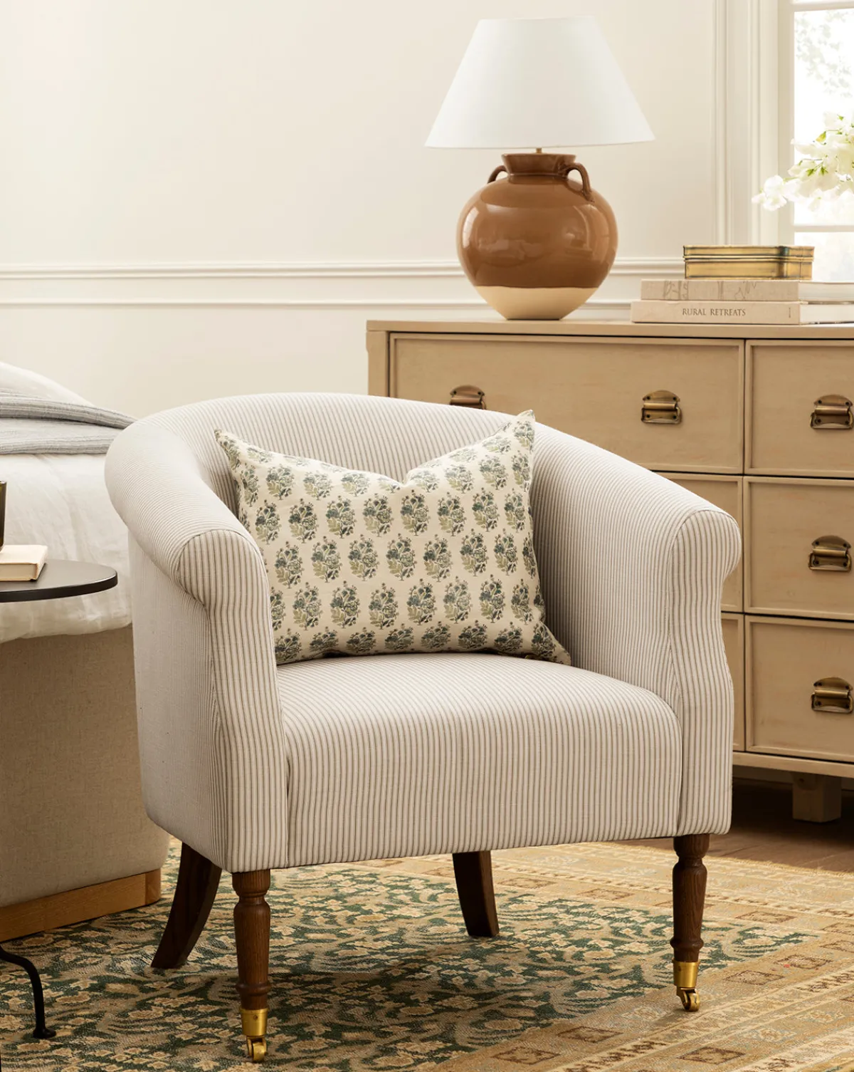 Clemence Lounge Chair|Makerspalm New