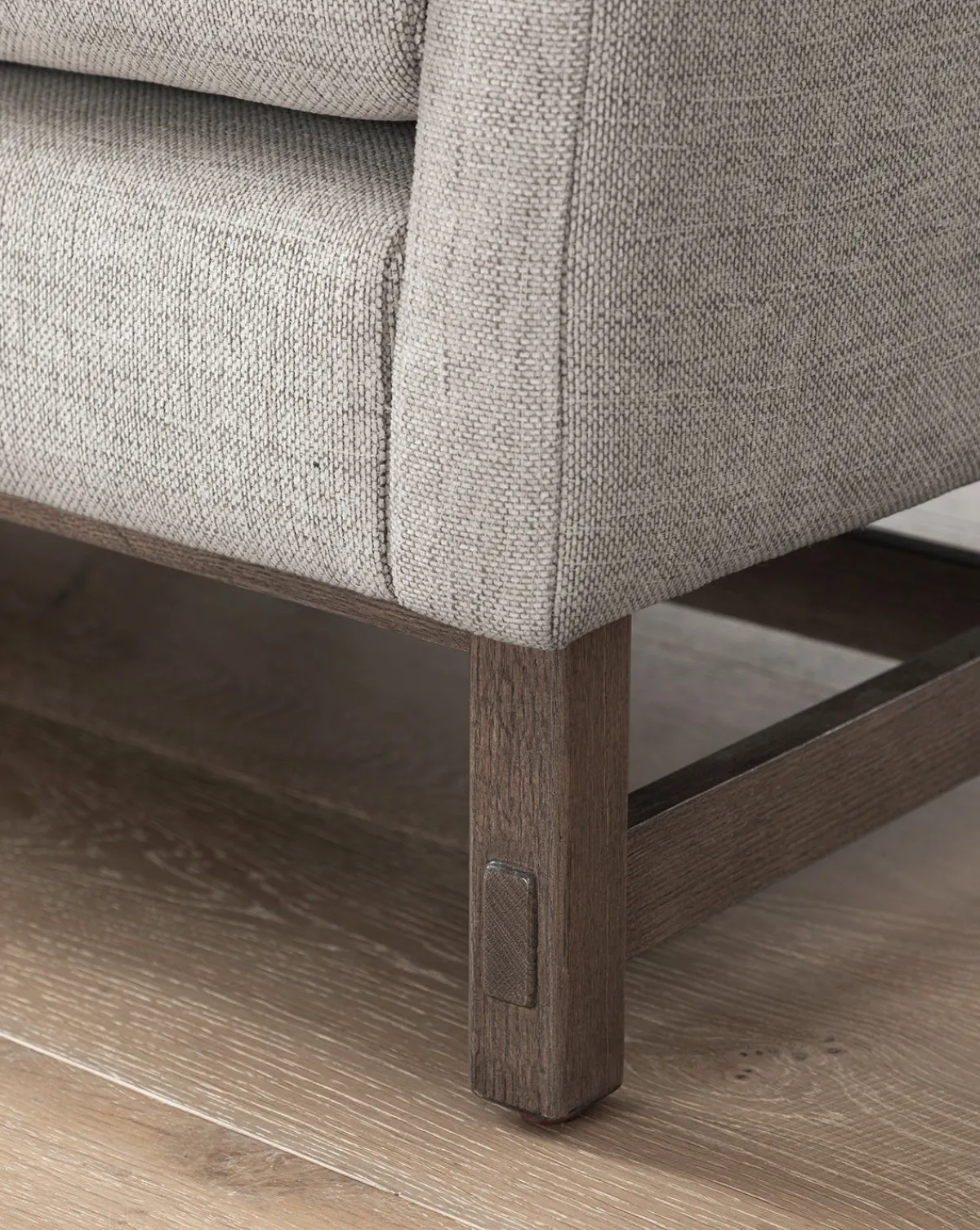 Commodore Settee 68"|Makerspalm