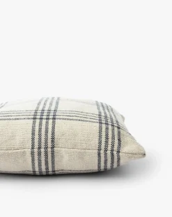 Conlin Indoor/Outdoor Pillow|EXT Rugs