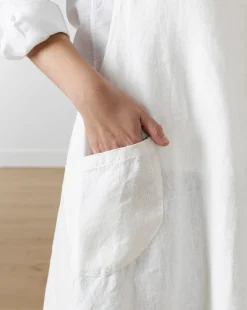 Criss-Cross Back Apron|SARO LIFESTYLE Online