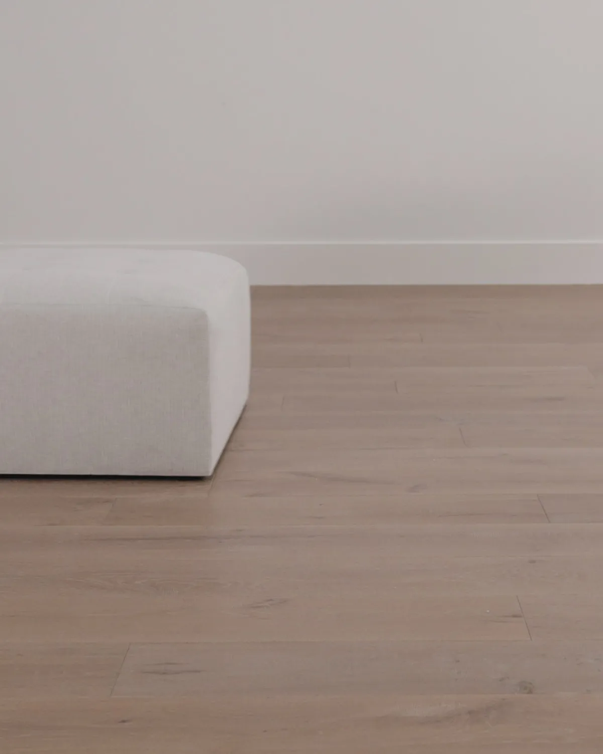 Culpepper Ottoman|Rowe Fine Furniture, Inc. Online