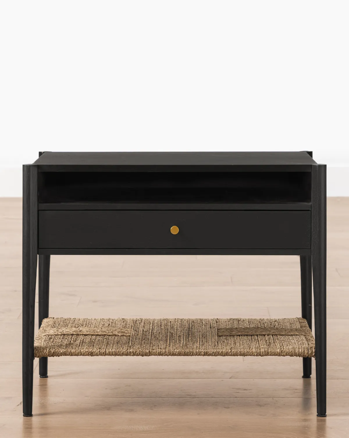 Dana Nightstand|Makerspalm Best