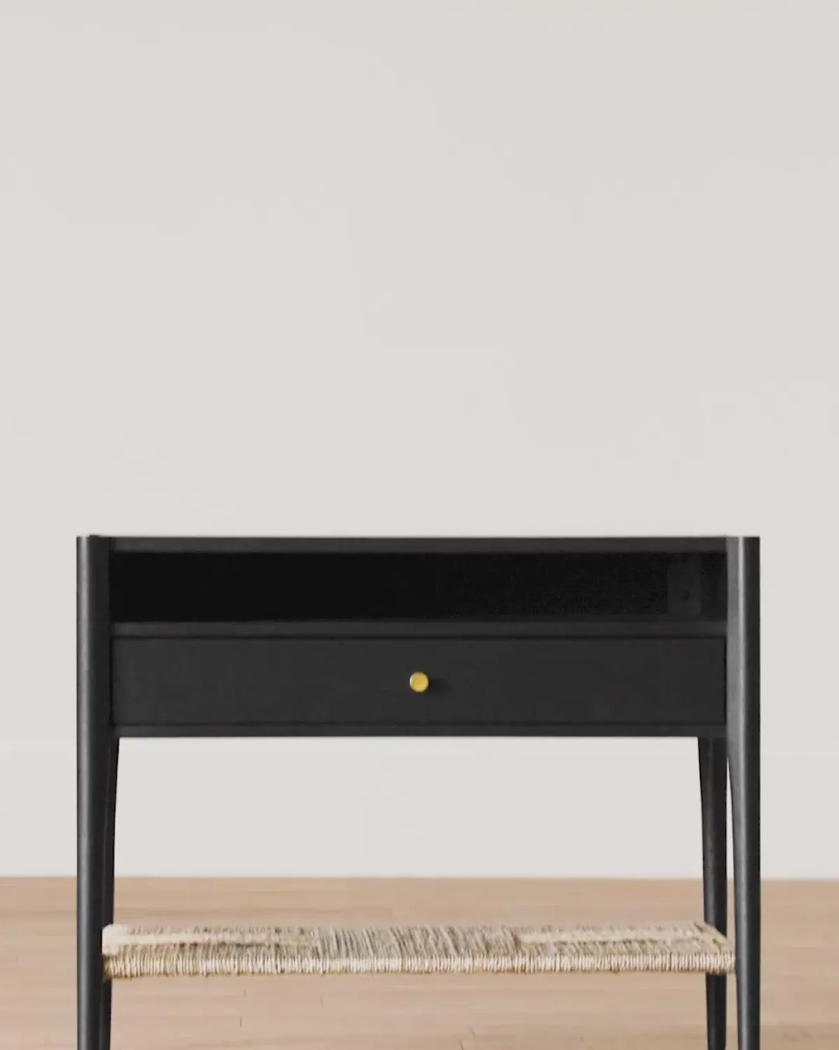 Dana Nightstand|Makerspalm Best