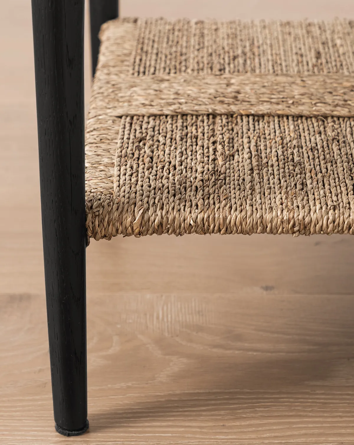 Dana Nightstand|Makerspalm Best