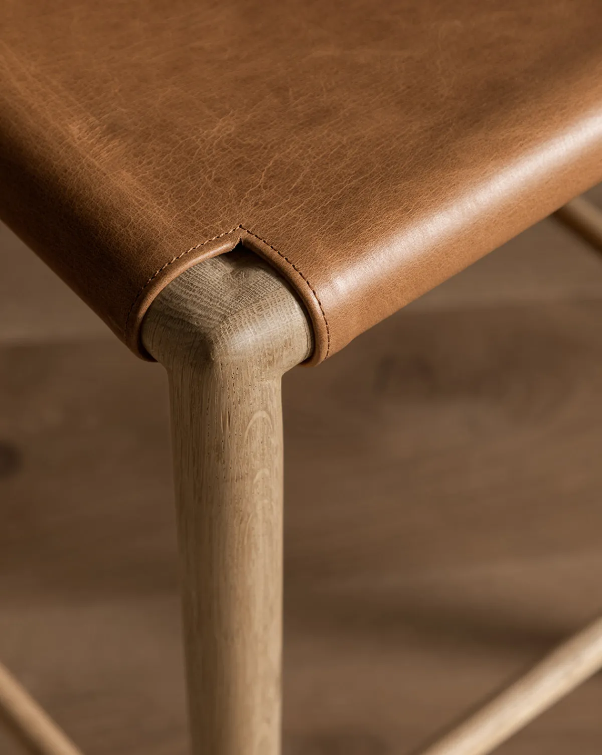 Danson Counter Stool|Credence Hot