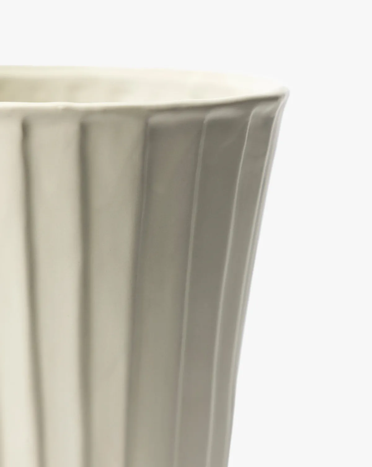 Delphi Footed Vase|Highland New