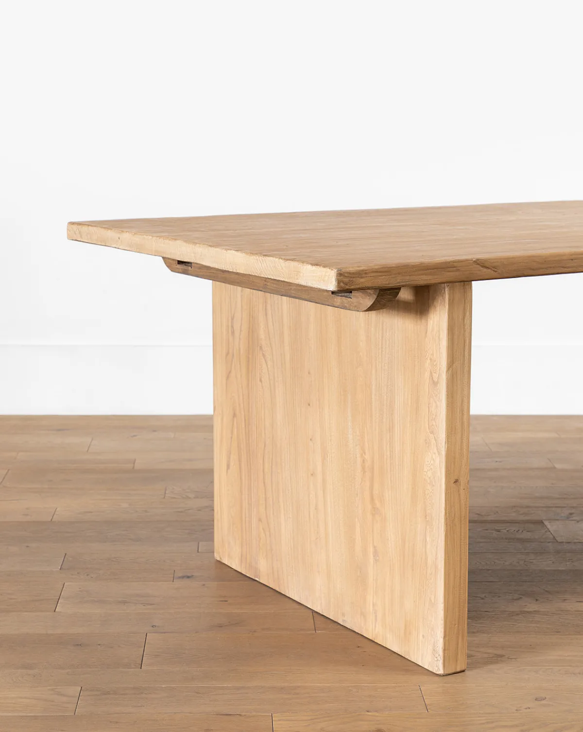 Dillon Extension Dining Table|Makerspalm New