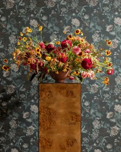 Eamon Pedestal|Woodbridge Hot