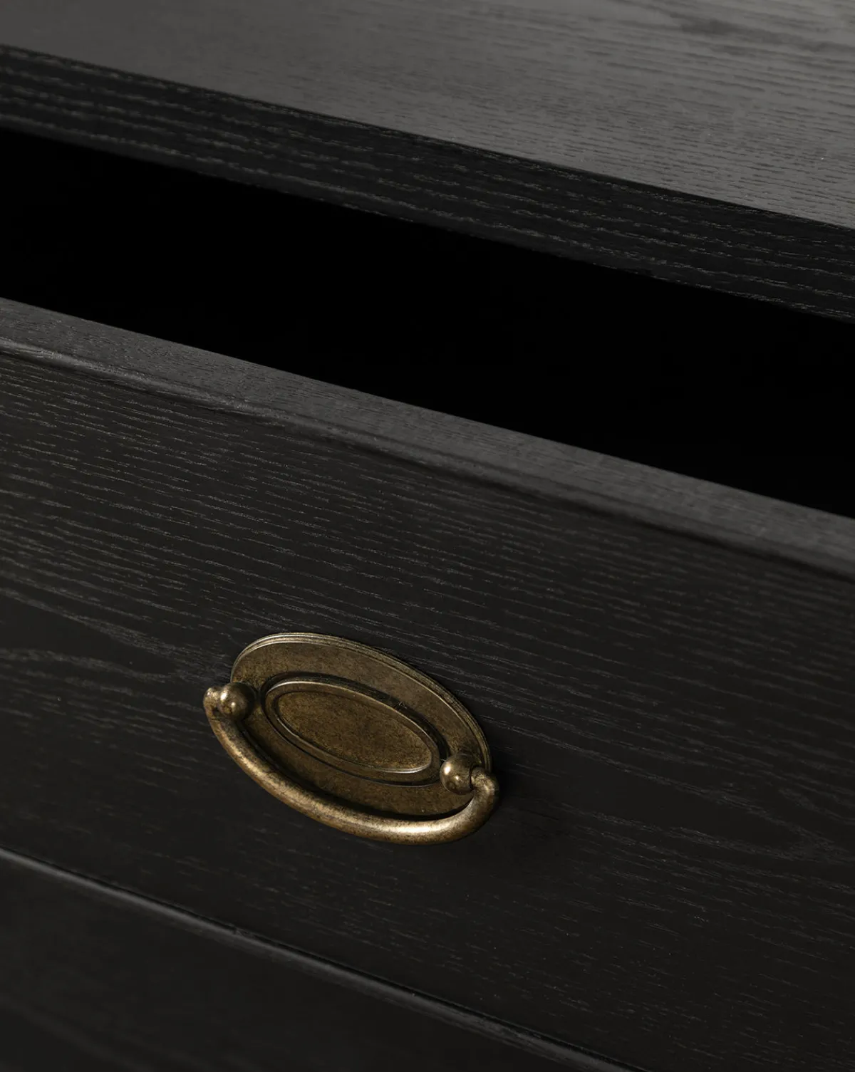 Edward Nightstand|Makerspalm Hot