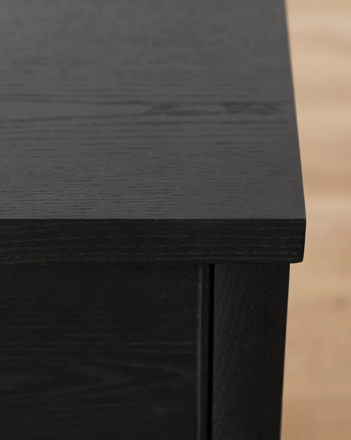 Edward Nightstand|Makerspalm Hot