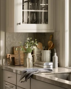 Emilia Cruet|Highland