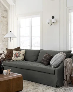 Everleigh Slipcover Sofa 96.5"|Community New