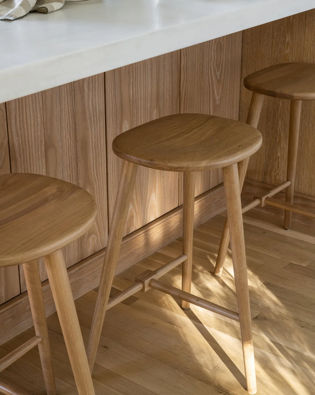Fielder Counter Stool|Makerspalm New
