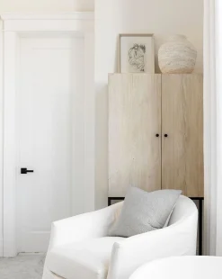 Figure Sketch|Art Headquarters, LLC DBA Wendover Art Group DBA Kevin O'Brien Studio Clearance