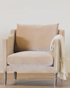 Gemma Lounge Chair|Makerspalm New