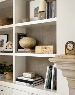 Grid Patterned Box|Arctal India International Clearance