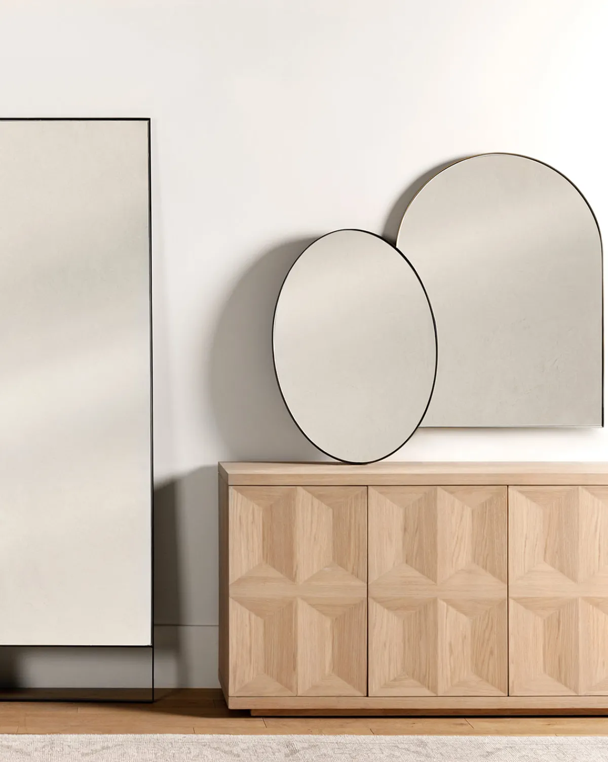 Hogan Oval Mirror|Ferro Linkers Outlet