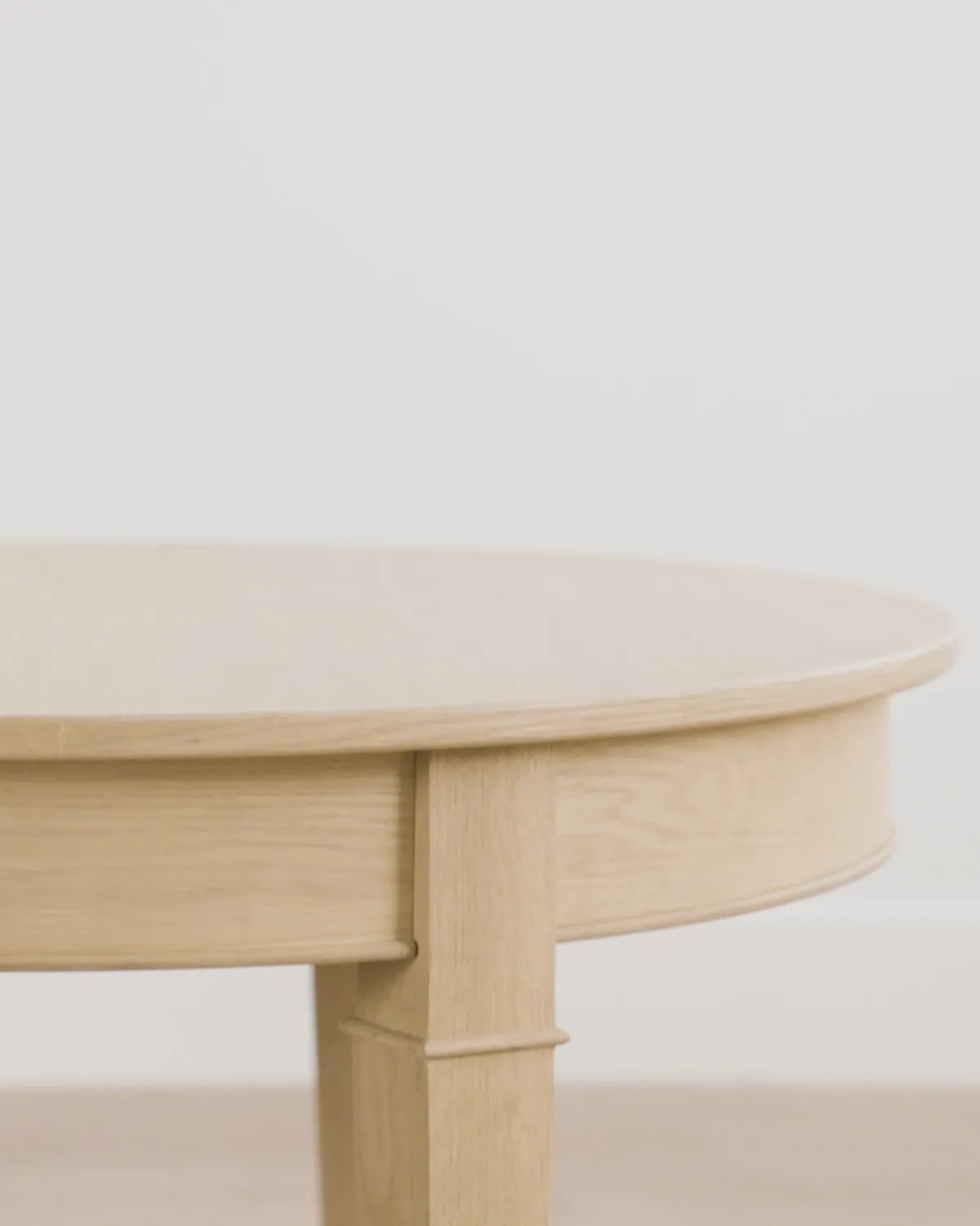 Hughes Oak Extension Dining Table|Makerspalm Sale