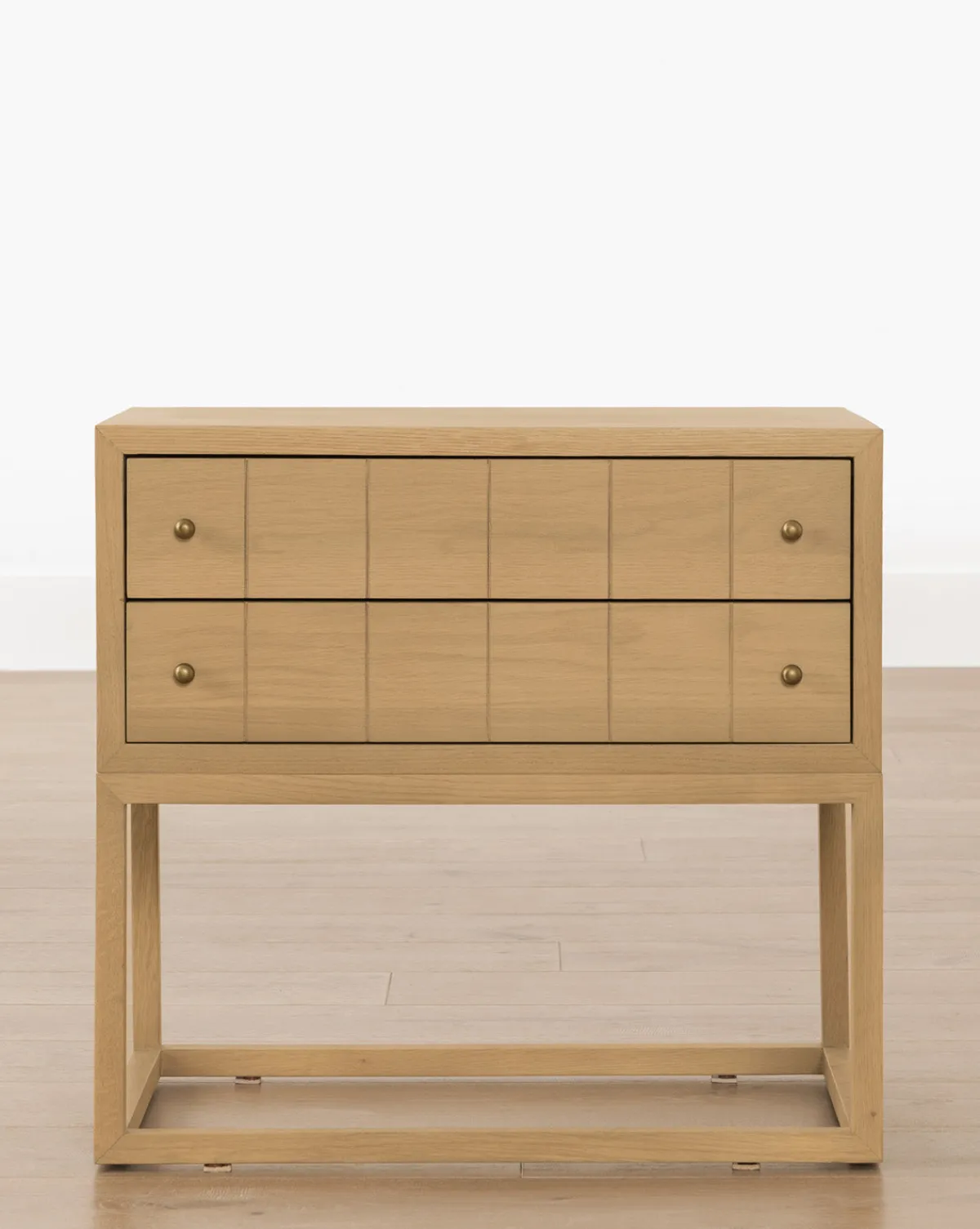 Huxton Nightstand|Makerspalm