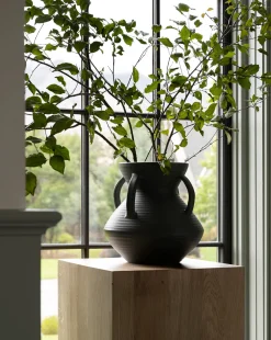 Isaiah Vase|Makerspalm Online