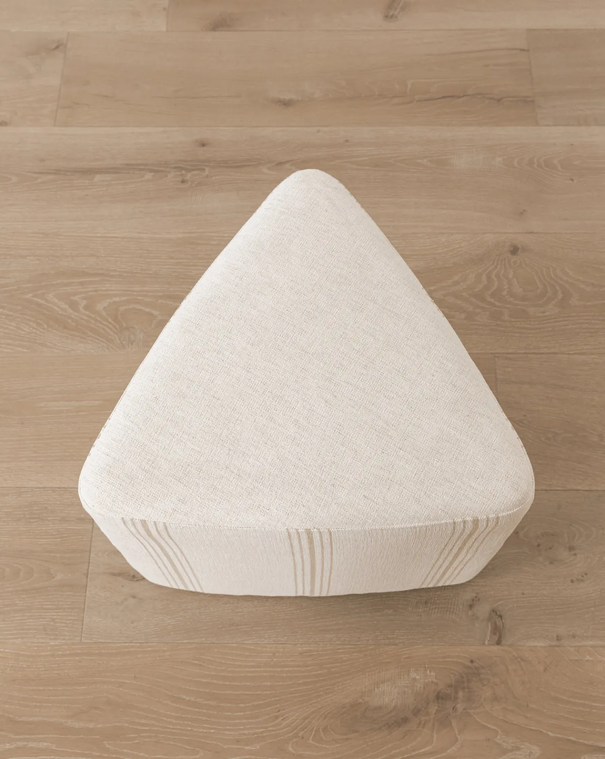 Jacques Ottoman|Dongguan City Baby Furniture Co., Ltd Online