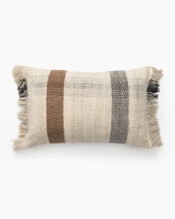 Kinley Indoor/Outdoor Pillow|EXT Rugs