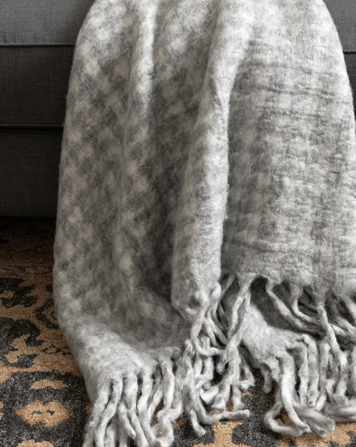 Kirsley Houndstooth Throw|Indaba Hot