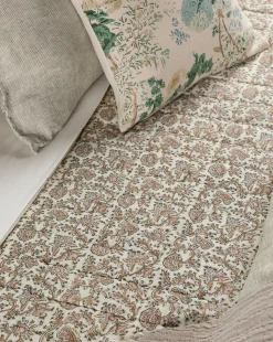 Leander Quilt|Manglam Arts