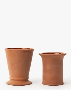 Lorenzo Terracotta Pot|UCP INTERNATIONAL COMPANY LIMITED