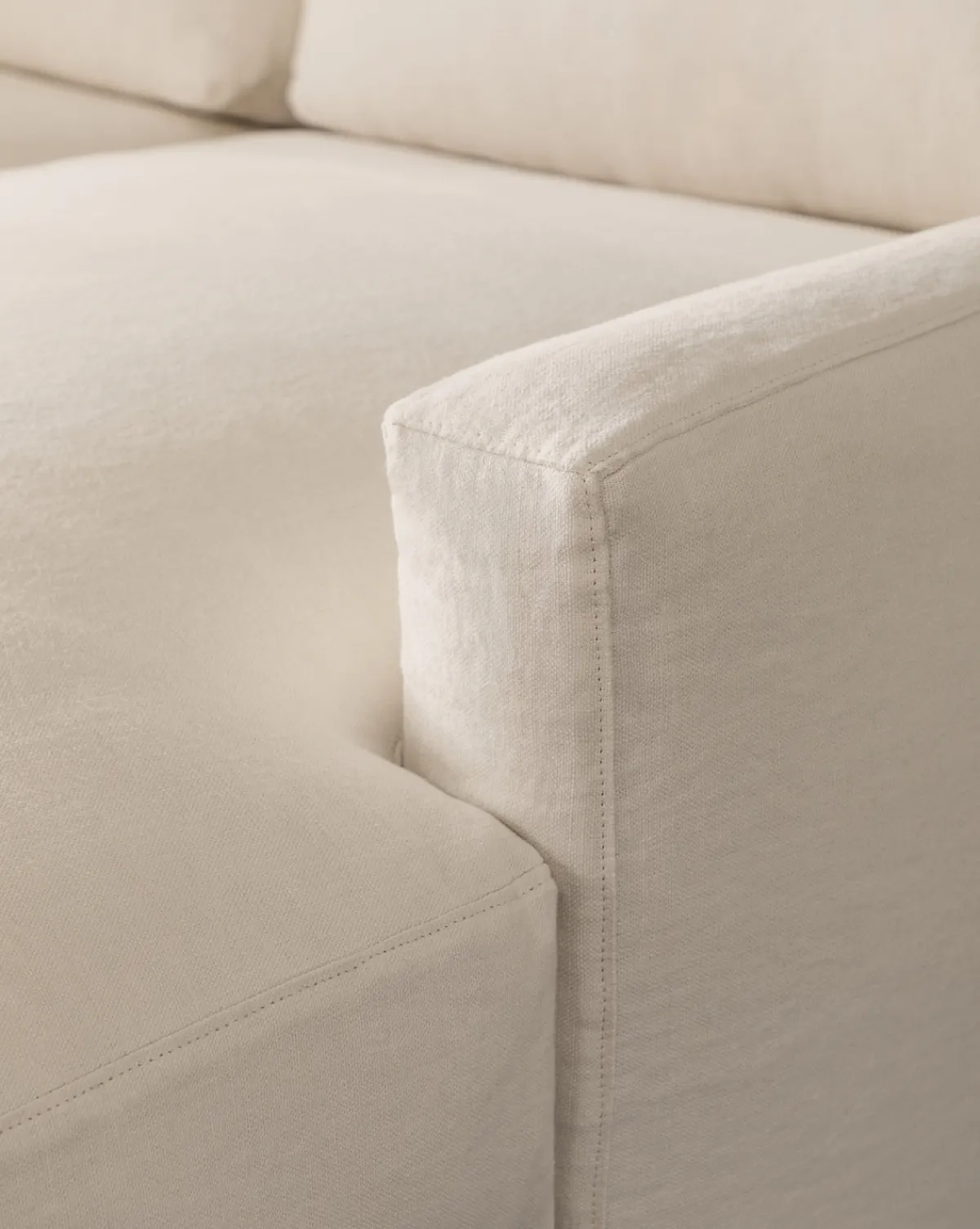 Macy Slipcover Chaise Sectional 101"|Community Best