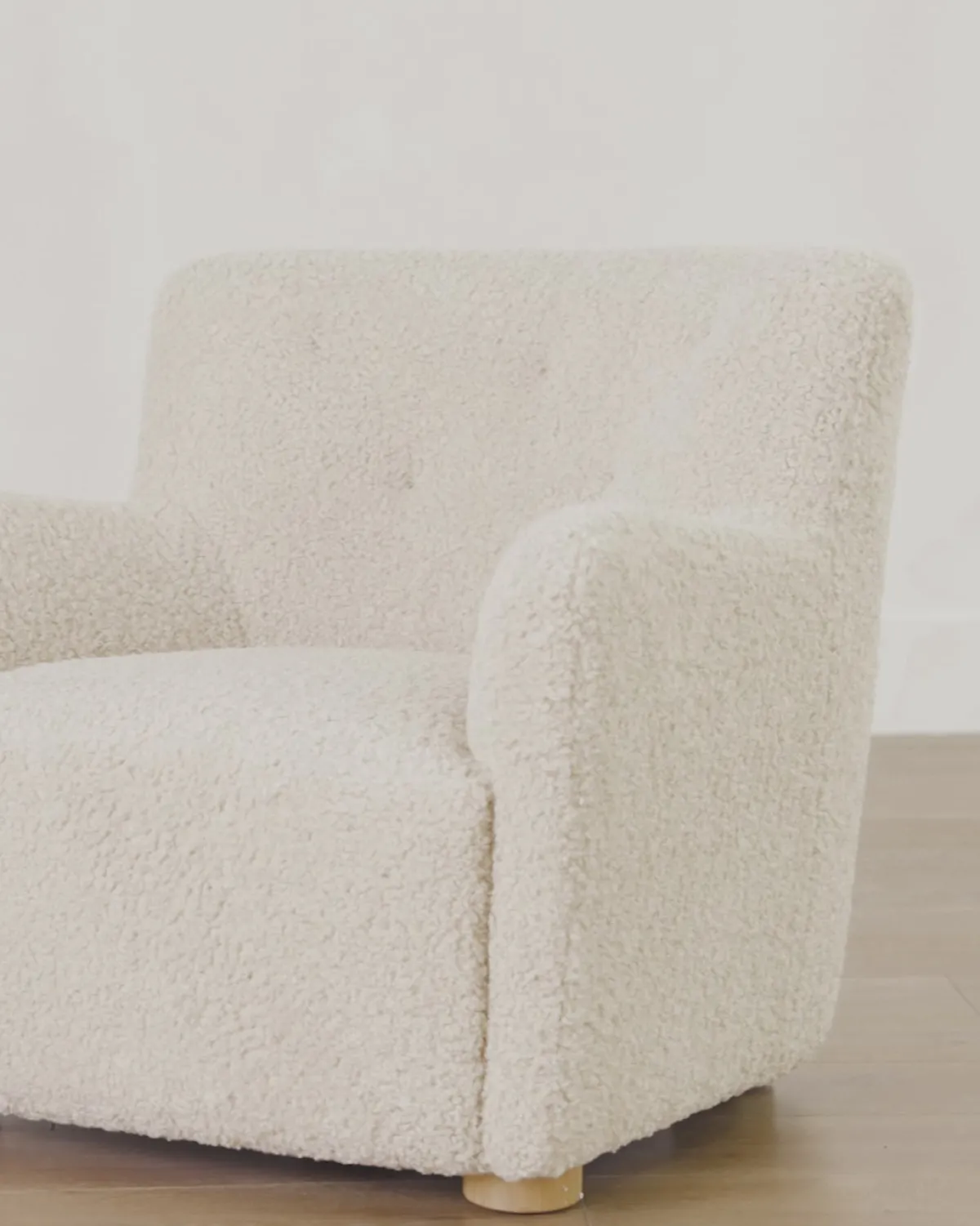 Magda Lounge Chair (Ready to Ship)|Makerspalm Best