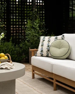 Malyn Indoor/Outdoor Pillow|ILA HOME FASHIONS Sale