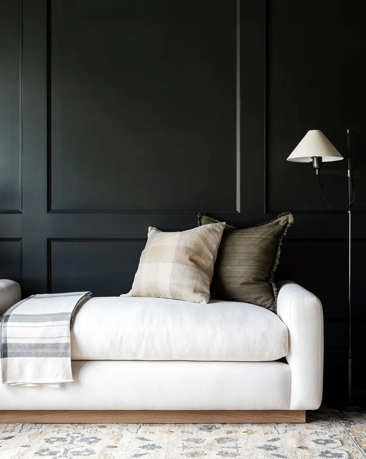 Mansfield Bench|Community Discount