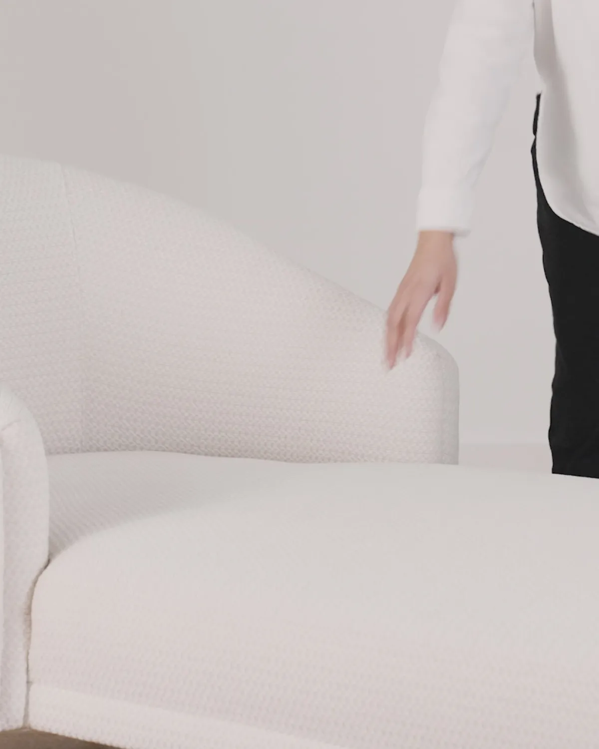 Marguerite Chaise Lounge|Community New