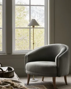 Marguerite Lounge Chair|Community Outlet