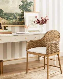 Molly Arm Chair|Makerspalm New