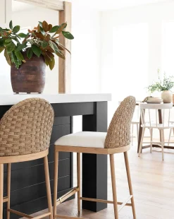 Molly Stool|Makerspalm Hot